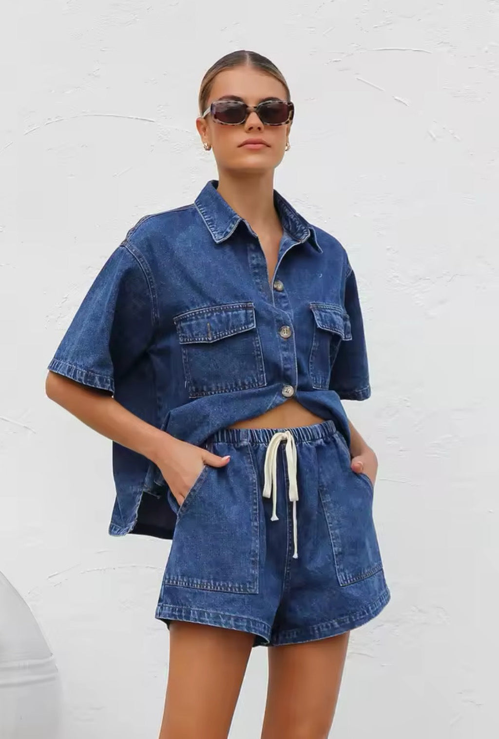 Valenzora | Lässiges Jeans-Set mit Oversize-Hemd & Shorts
