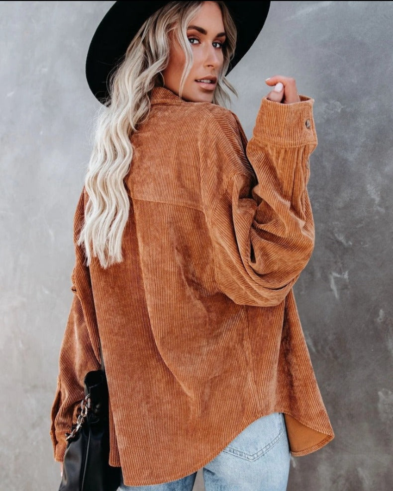 Valenzora - Women's oversized corduroy shirt for casual chic