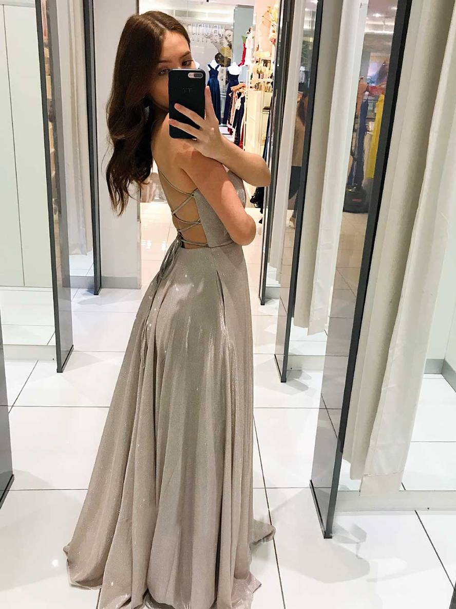 Valenzora | Langes Abendkleid, glänzende Pailletten, tiefer Ausschnitt, fließend, rückenfrei mit Spaghettiträgern, Damen-Abendkleid