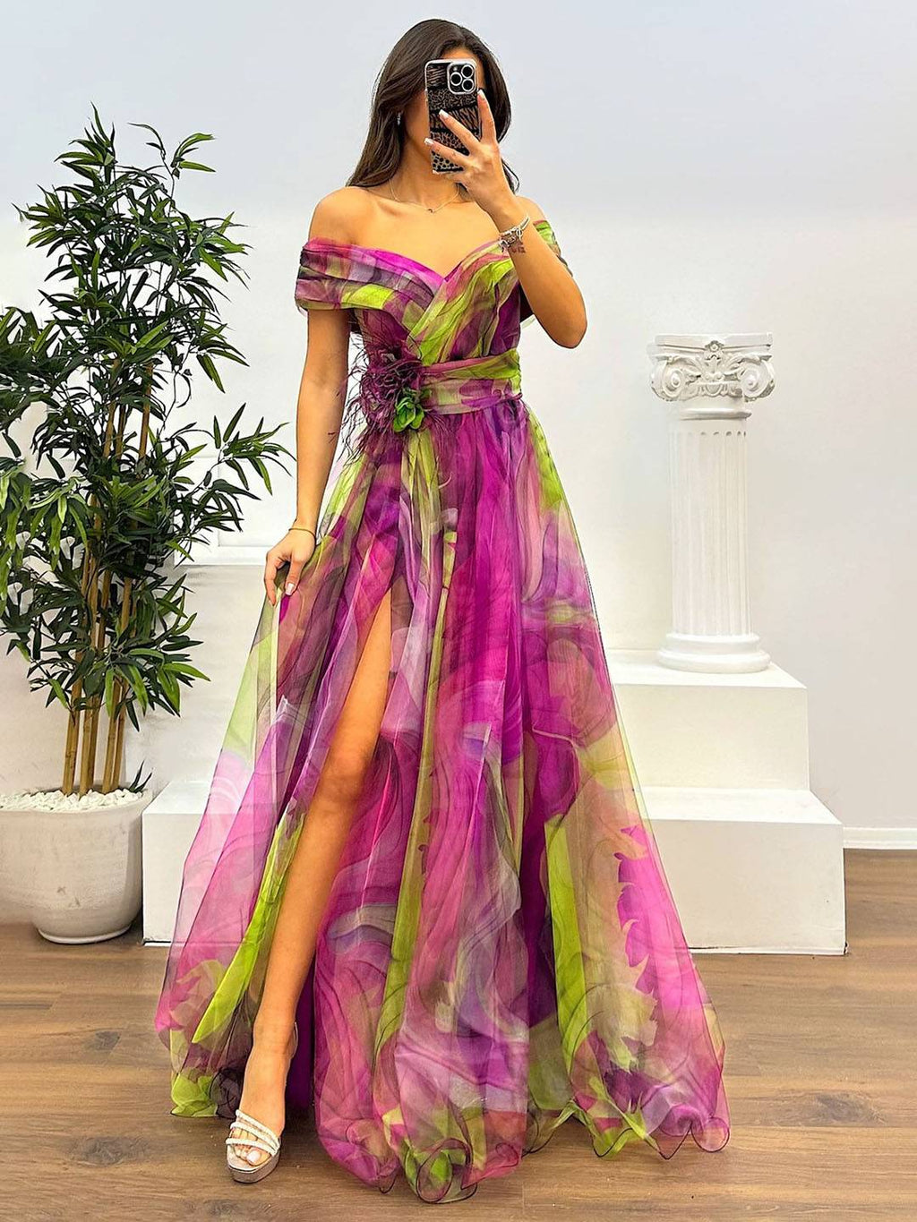 Valenzora | Gorgeous long dress made of printed tulle with a floral boat neckline, slit side, sleeveless, elegant, vintage, evening dress for women
