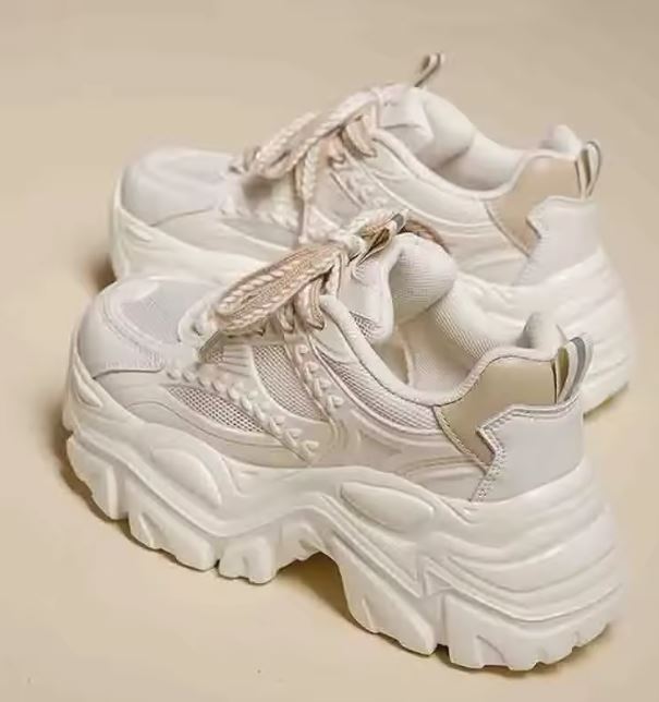 Valenzora | Platform sneakers with a modern look