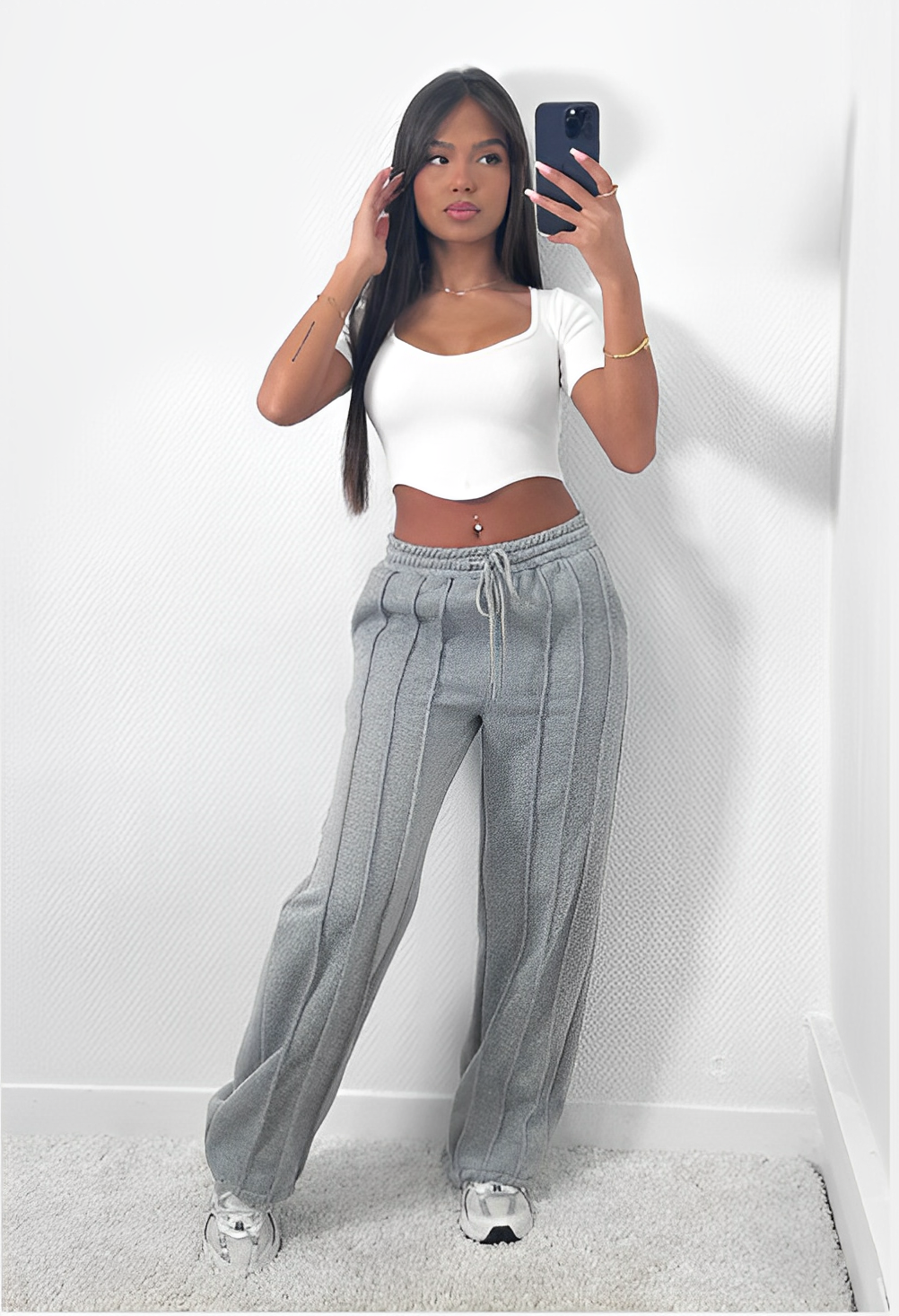 Valenzora | Striped loose fit jogging pants for women