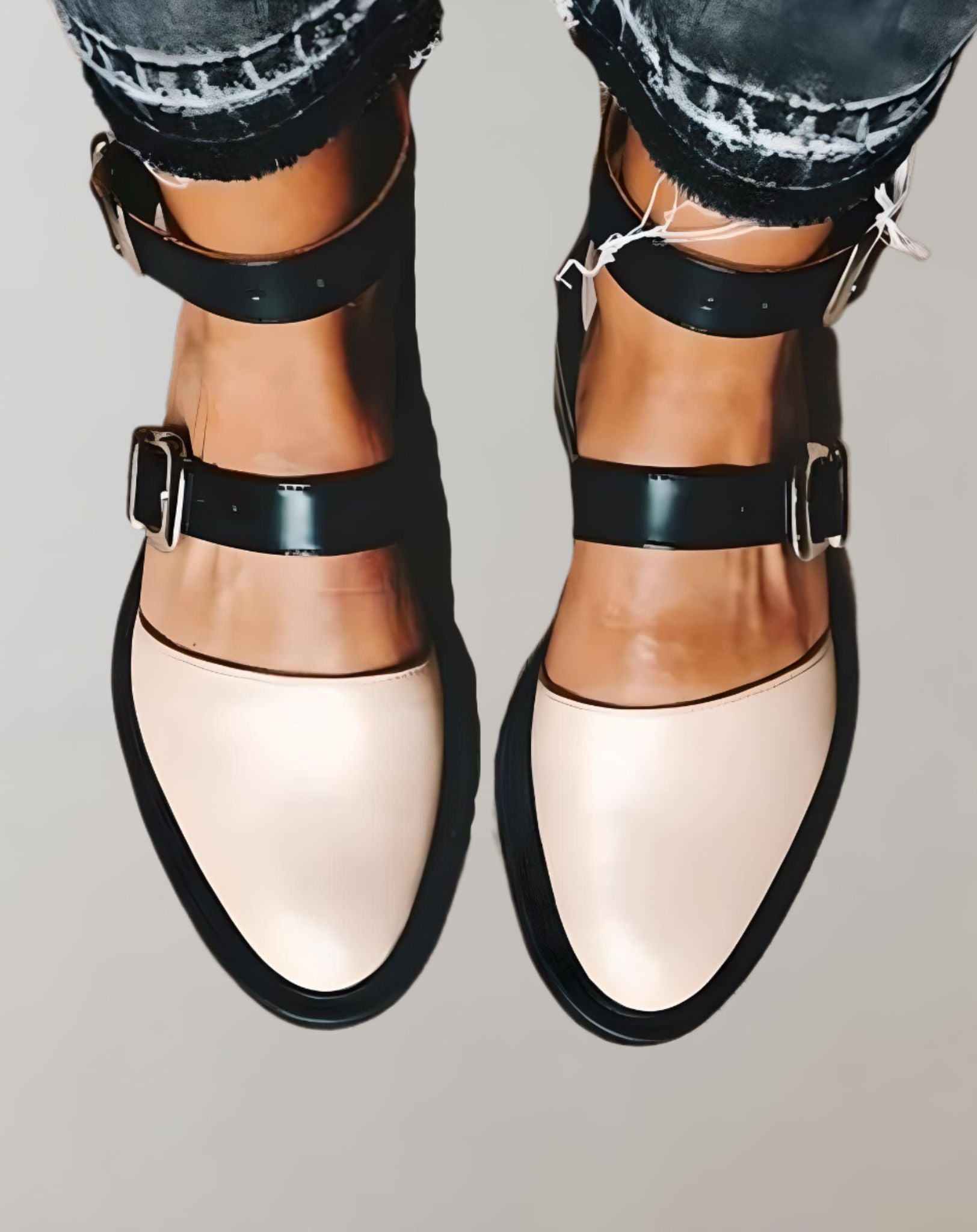 Valenzora | Closed Sandals with Random Design Shoes