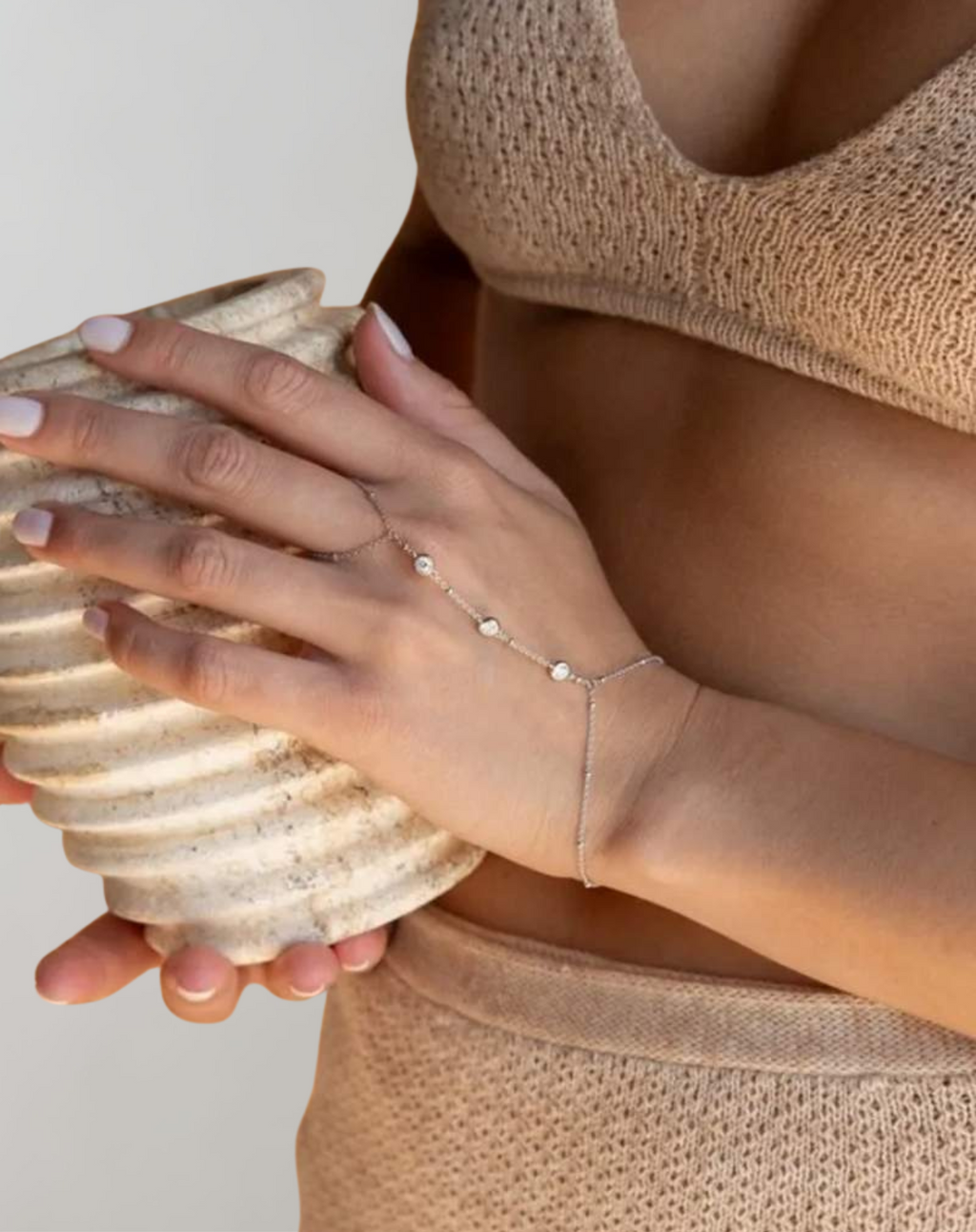 Valenzora - Vergoldetes Damenarmband mit Ring | Schmuck für den Sommer