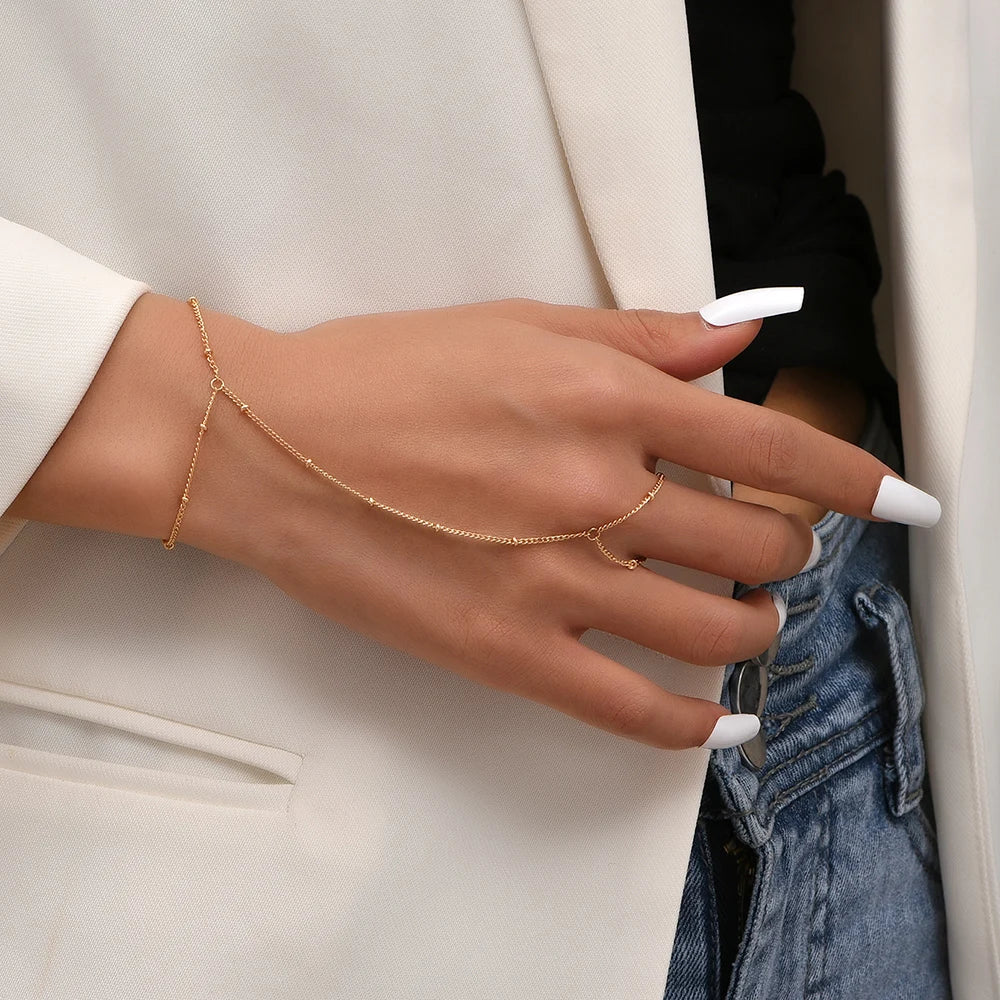 Valenzora | Creative Small Chain Bracelet Finger Rings