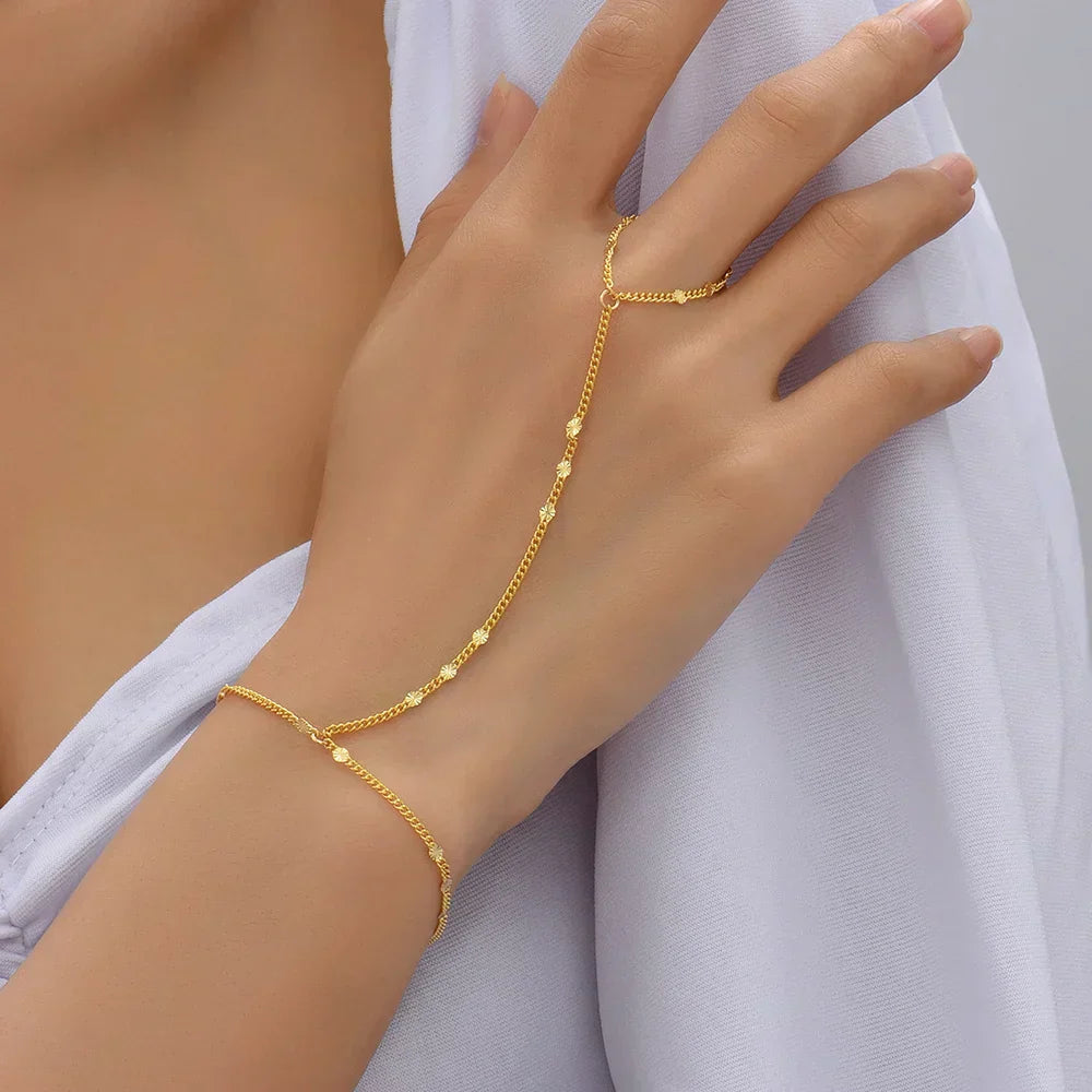 Valenzora | Creative Small Chain Bracelet Finger Rings