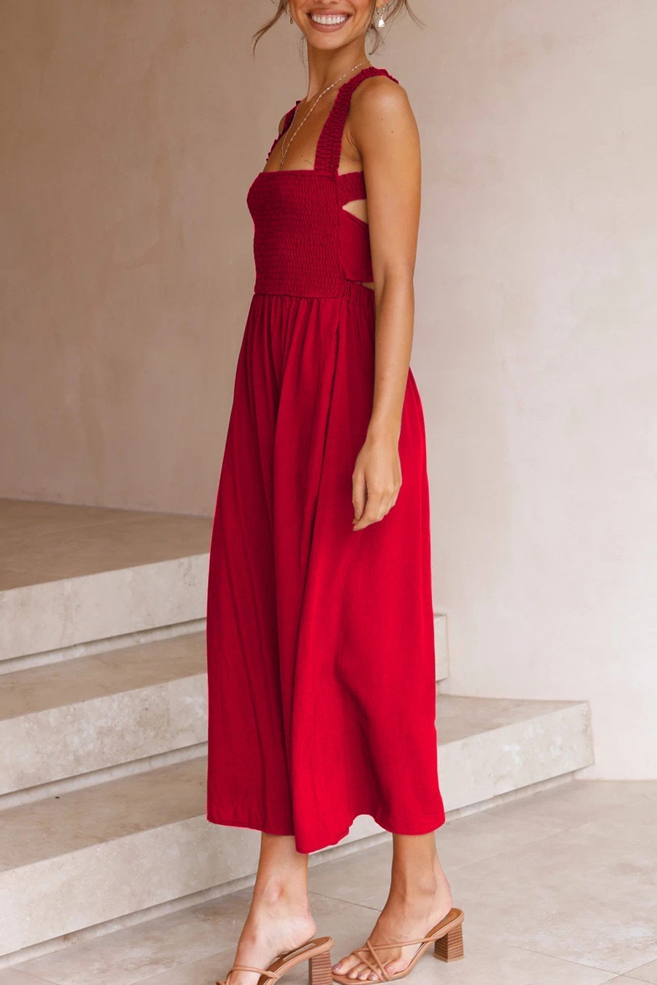 Valenzora | Midi-Kleid mit gekreuztem Rückenausschnitt