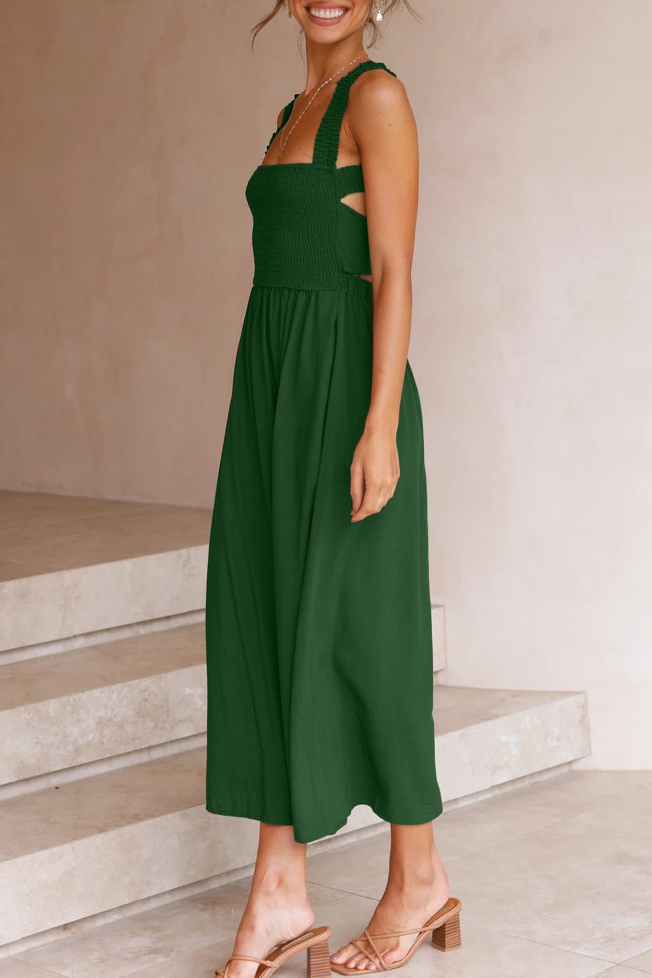Valenzora | Midi-Kleid mit gekreuztem Rückenausschnitt