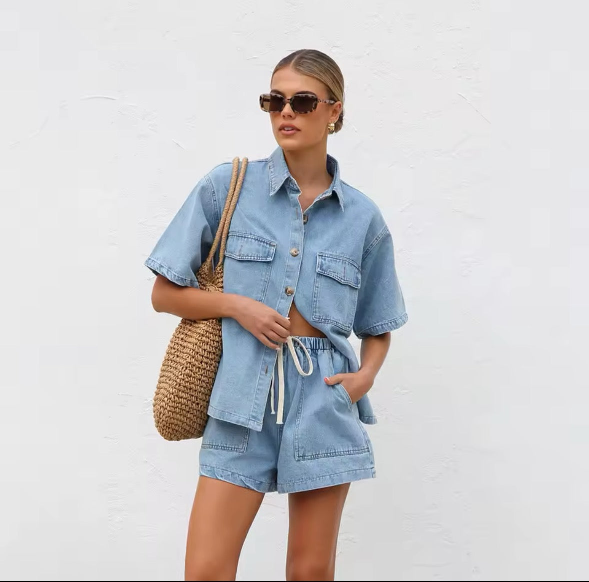Valenzora | Casual Jeans Set with Oversized Shirt & Shorts