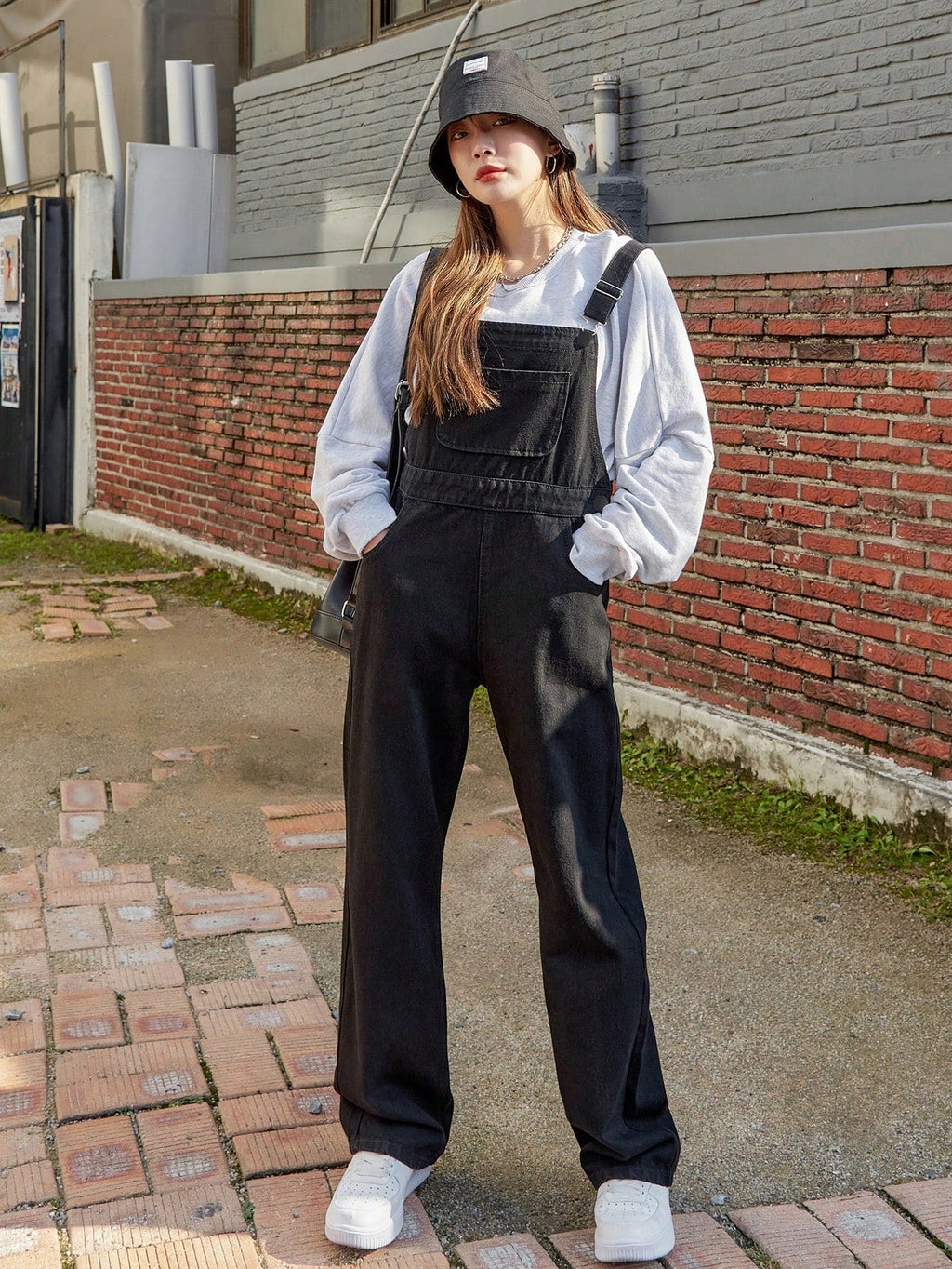 Valenzora | Slanted pocket denim dungarees without sweatshirt