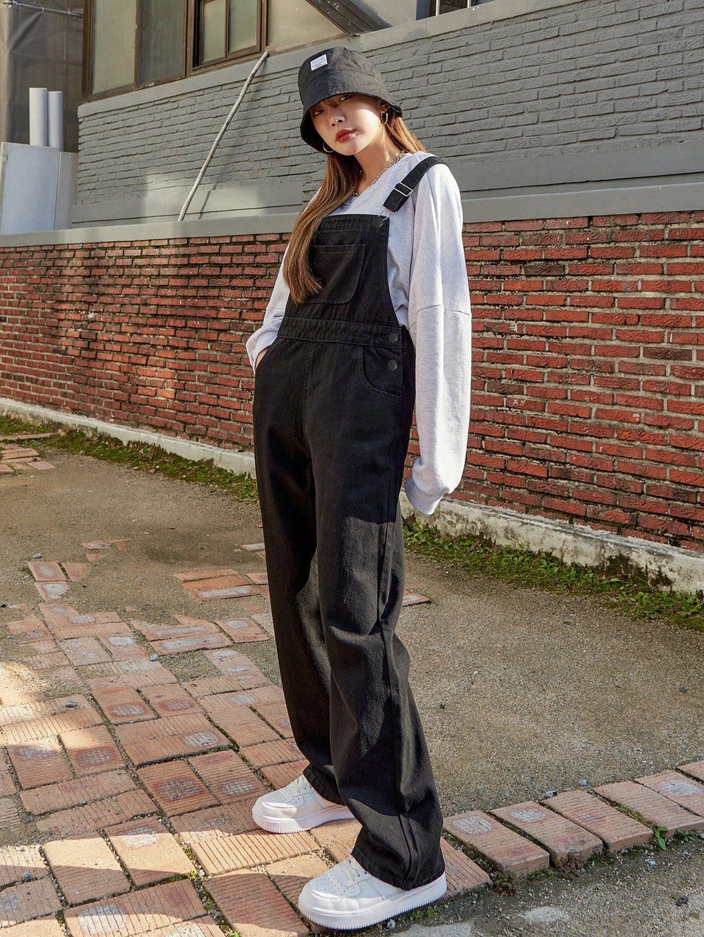 Valenzora | Slanted pocket denim dungarees without sweatshirt