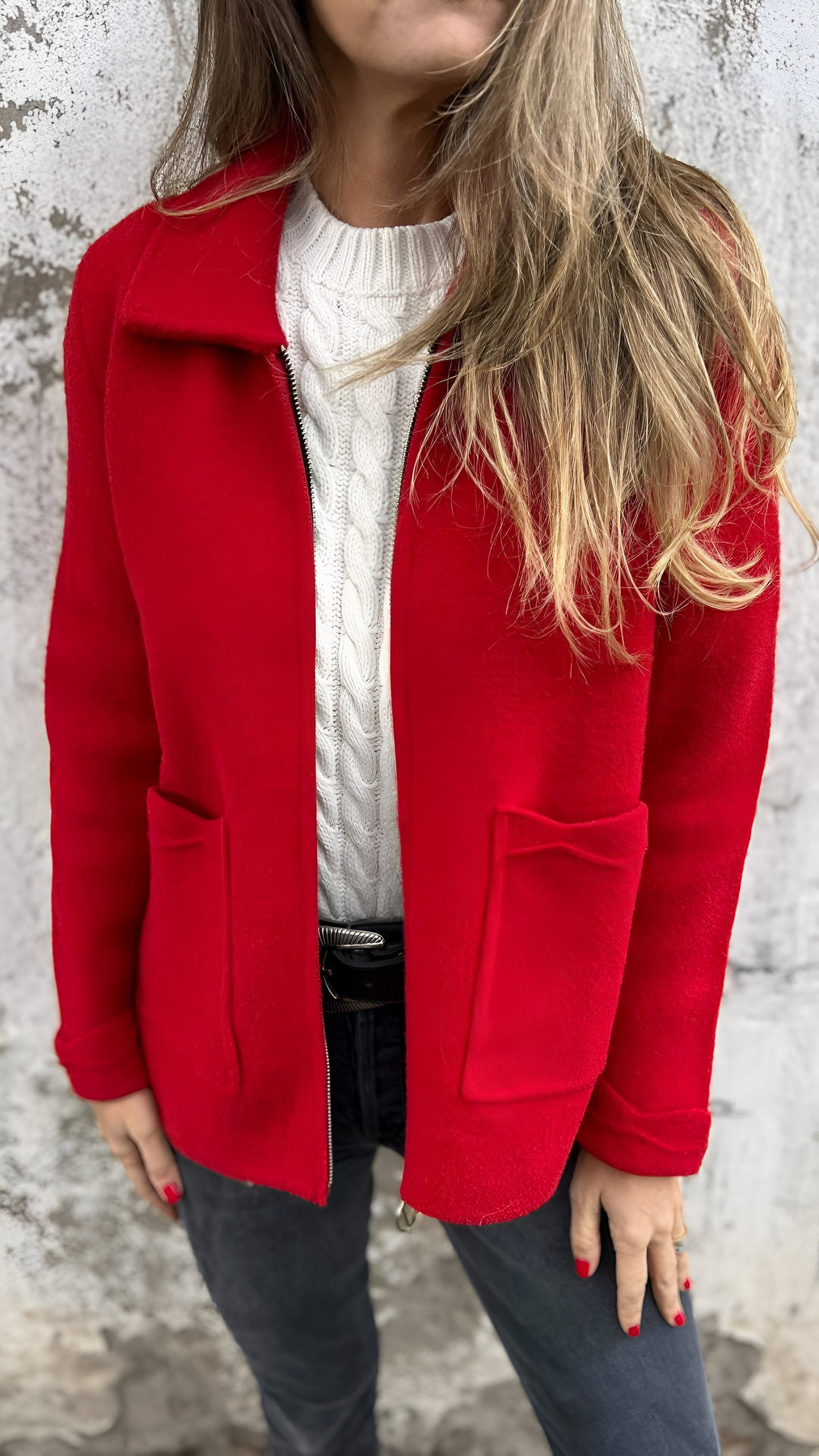 Valenzora | Comfortable long-sleeved zip-up jacket with pockets