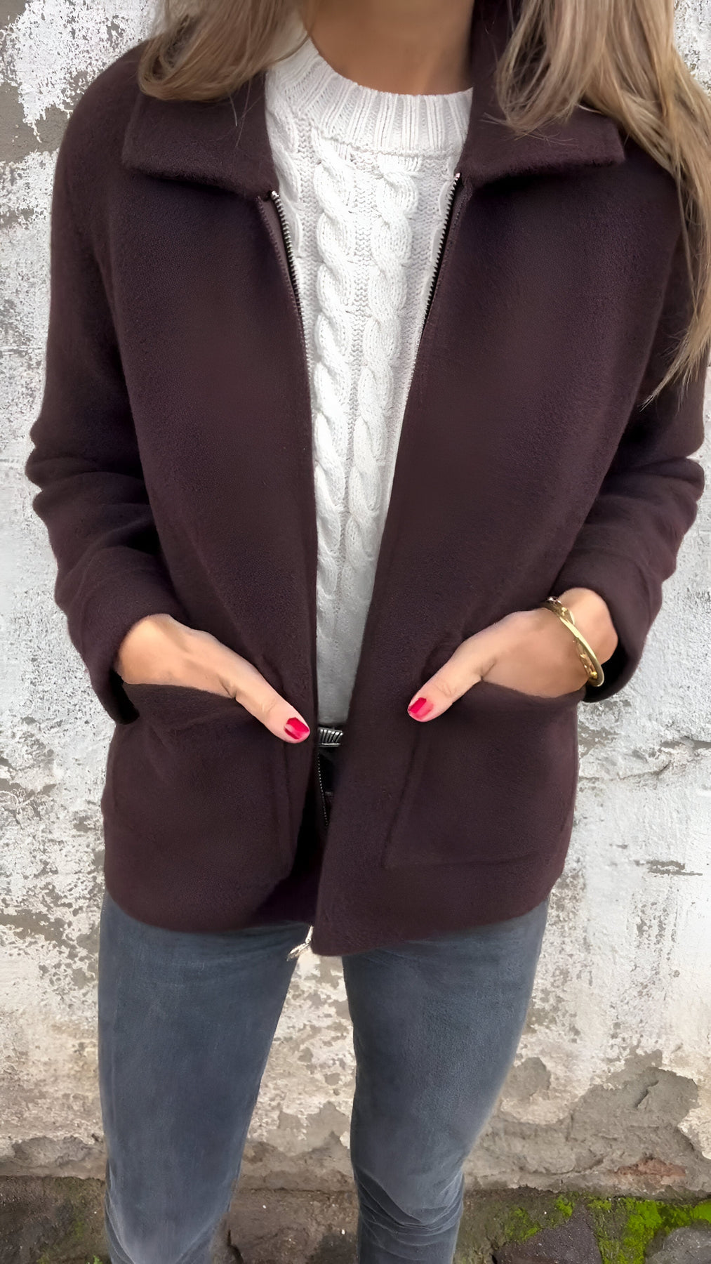 Valenzora | Comfortable long-sleeved zip-up jacket with pockets