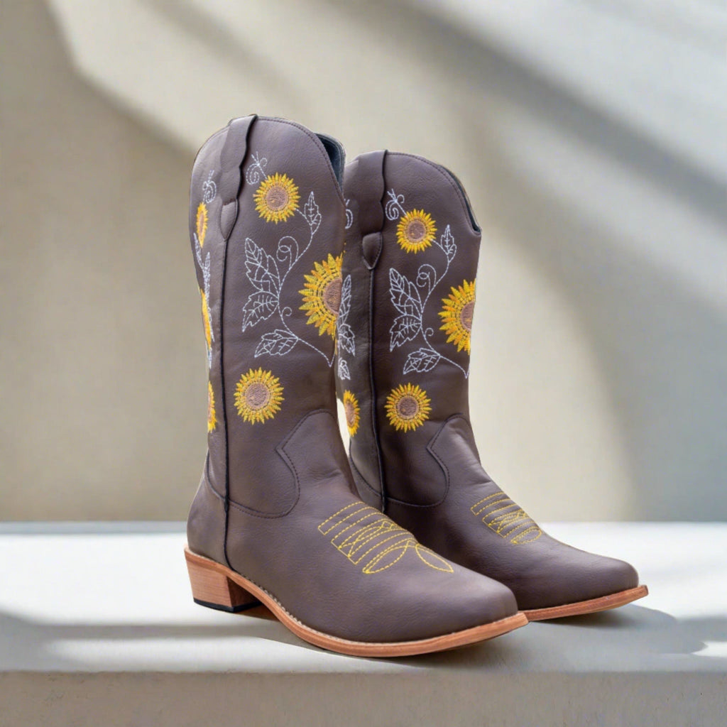 Valenzora | Hohe Cowboystiefel mit Sonnenblumenmuster