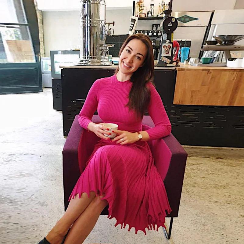 Valenzora | Ribbed long-sleeved pleated dress