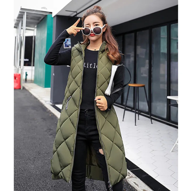 Winter Trend: - The new casual sleeveless coat with hood