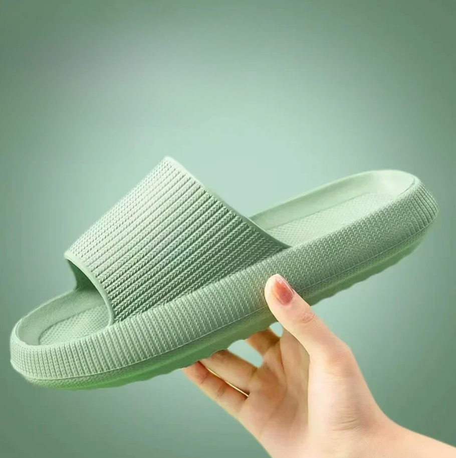 Valenzora | Soft, comfortable beach slippers