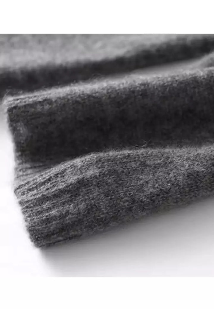 Valenzora | Soft cardigan with elegant button closure