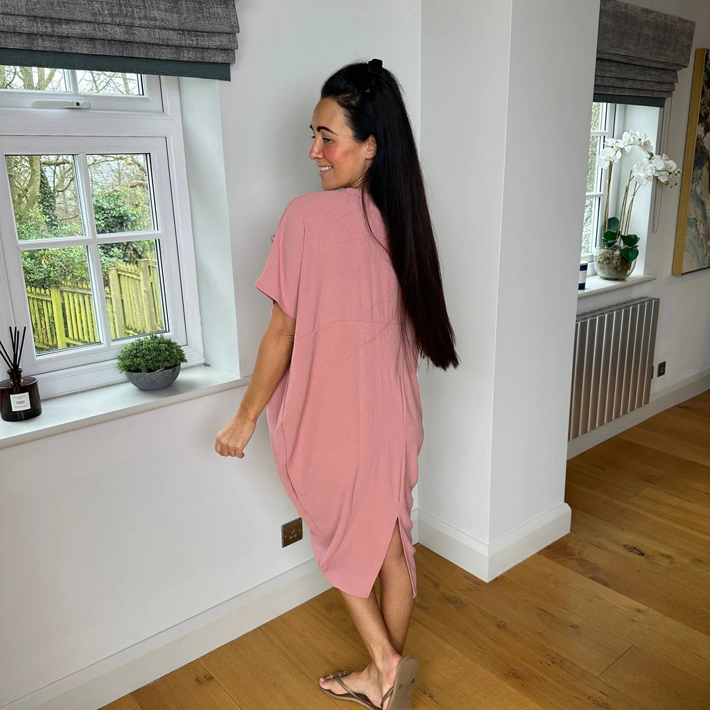 Kleid mit V-Ausschnitt | Unser Bestseller 2026