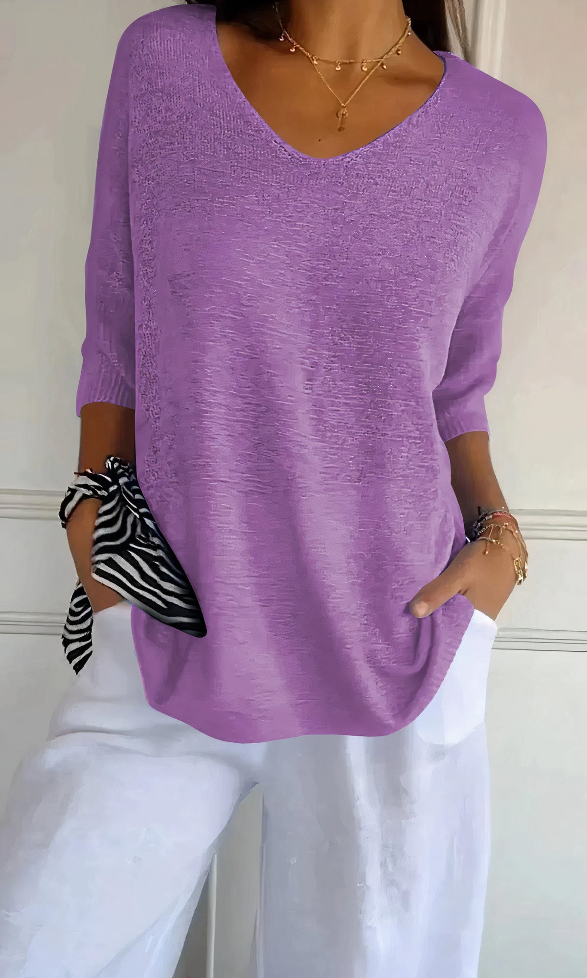 Knitted V-neck top for women