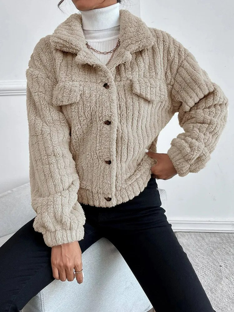 Teddy Jacket | Short faux fur jacket for women for autumn