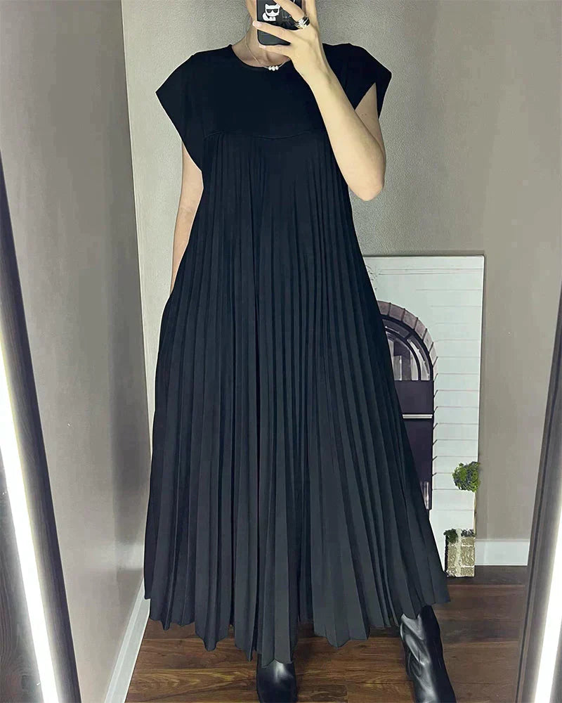 Valenzora | Elegantes Plisseekleid – Zeitlos und raffiniert
