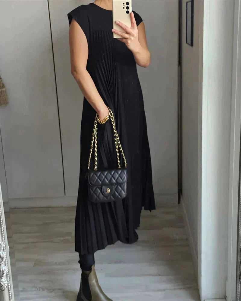 Valenzora | Elegantes Plisseekleid – Zeitlos und raffiniert