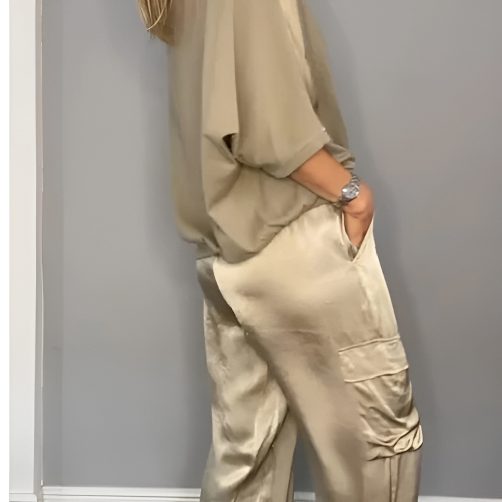 Valenzora | Elegant women's set of trousers and shirt