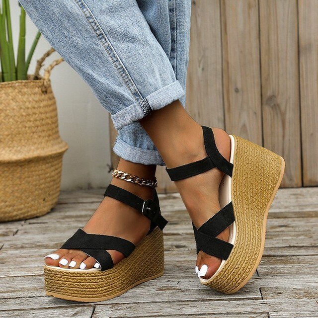Valenzora | Bequeme, trendige Keilabsatzsandalen für Damen mit hohen Absätzen