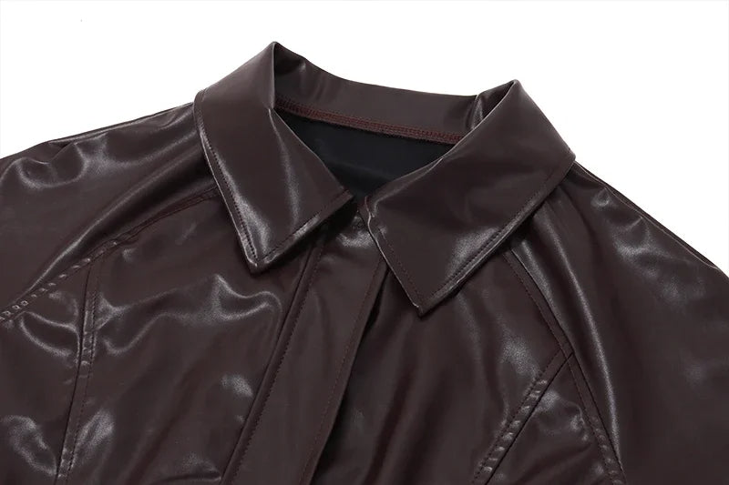 Valenzora – Kurze Damenjacke aus Kunstleder