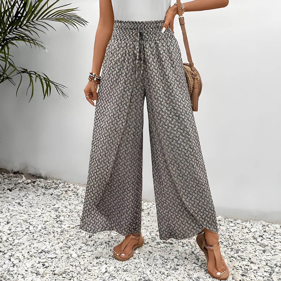Trousers with chiffon pattern