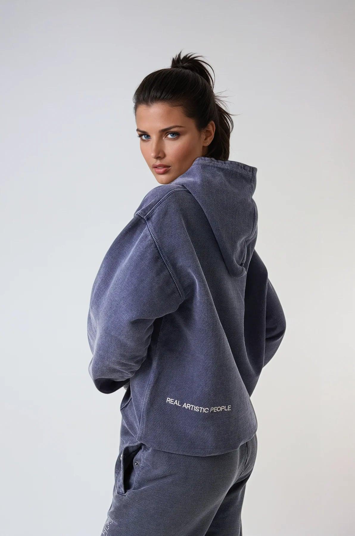Valenzora | Hoodie Style & Comfort For Every Season