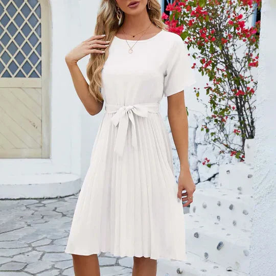 Valenzora | Mintgrünes Faltenkleid