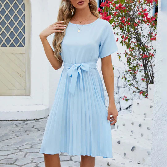 Valenzora | Mintgrünes Faltenkleid