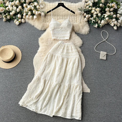 Valenzora | Elegantes Zweiteiler-Set mit Spitzentop und Stufenrock