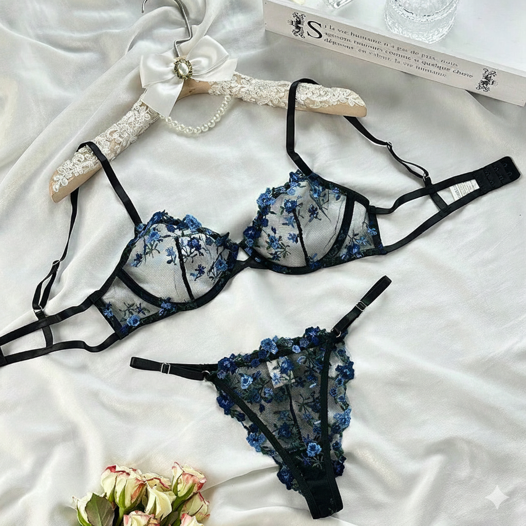 Valenzora underwear two-piece set with contrasting colors