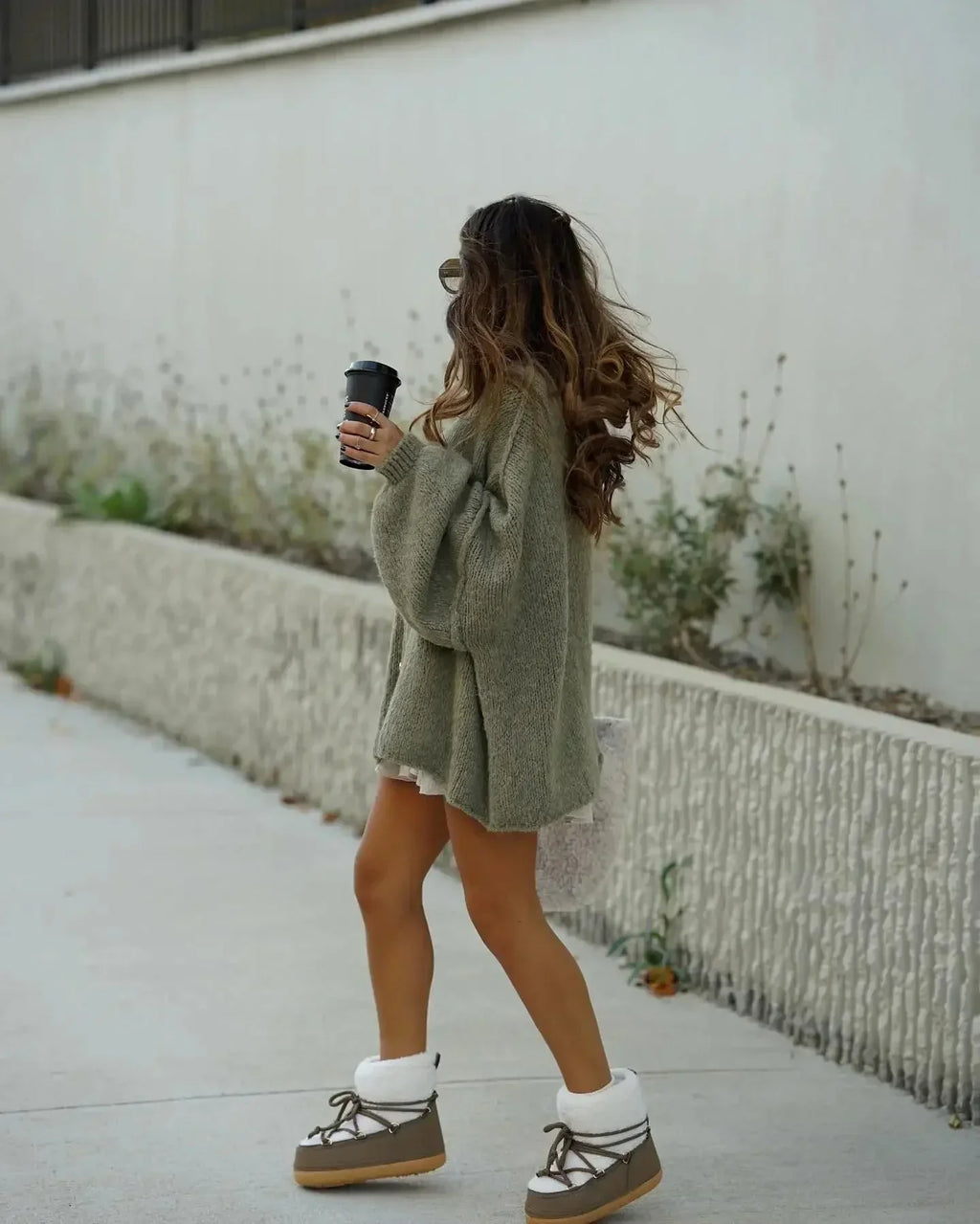 Valenzora | Women's knitted cardigan with high collar and wide cut