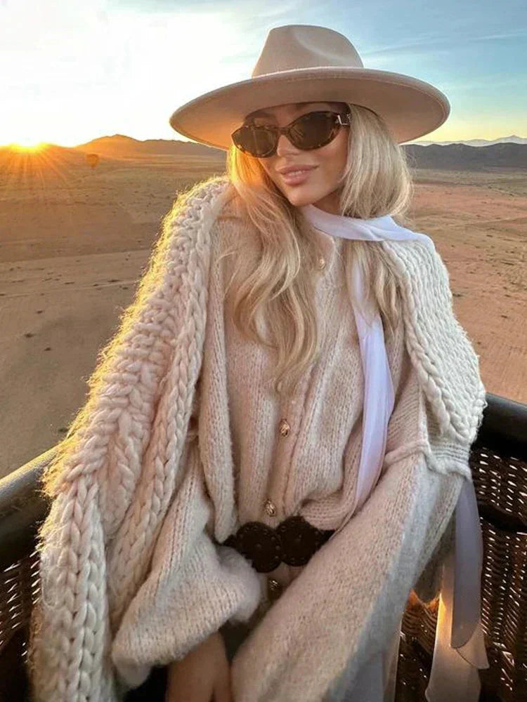 Valenzora | Women's knitted cardigan with high collar and wide cut