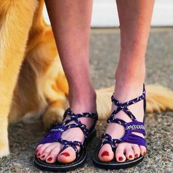 Valenzora | Stylish sandals with woven straps