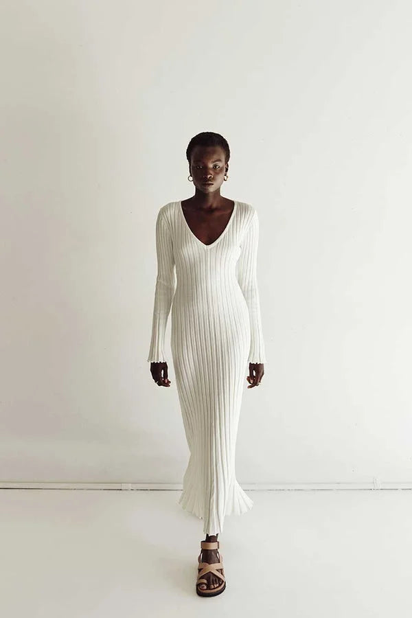 Valenzora Strickkleid | Modernes Langarm-Damenkleid mit V-Ausschnitt