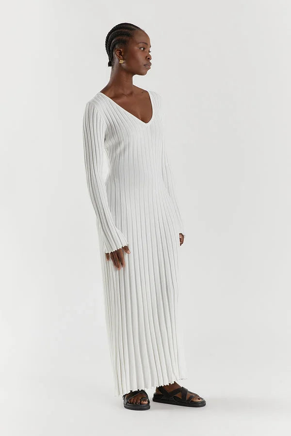 Valenzora Knit Dress | Modern Long-Sleeved Women's Dress with V-Neck