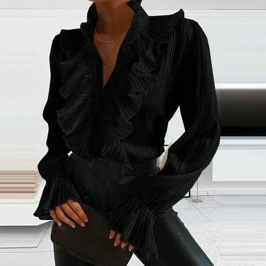 Valenzora | Blouse with ruffles and long sleeves.