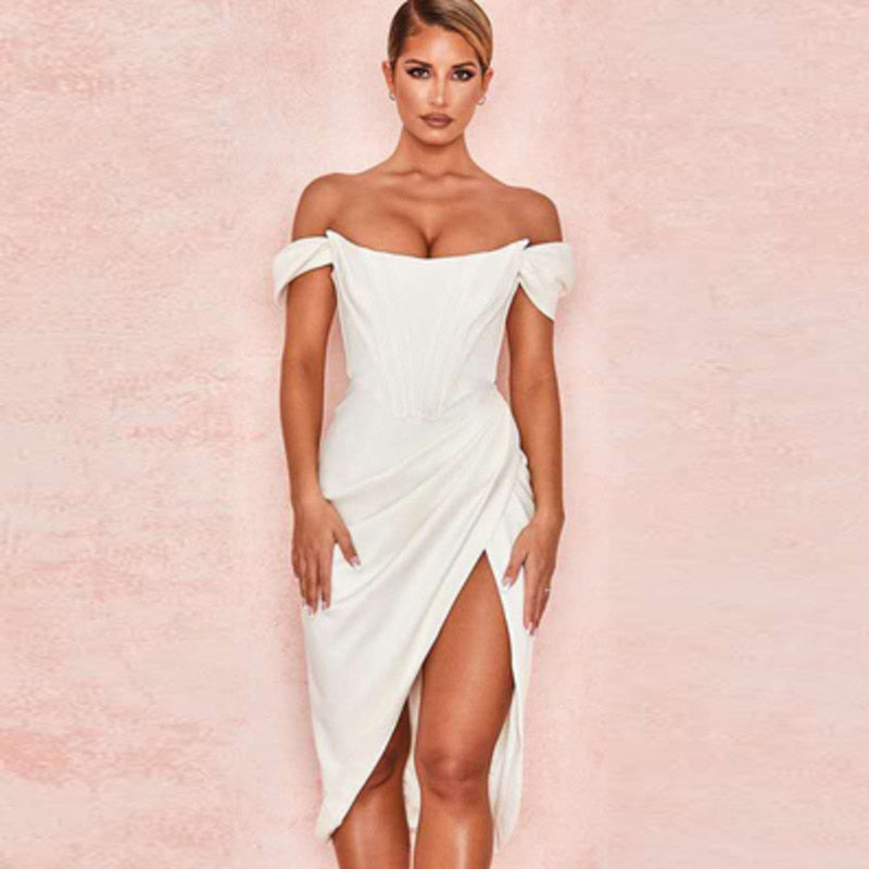 Valenzora – Knielanges, figurbetontes Abendkleid mit Trägern