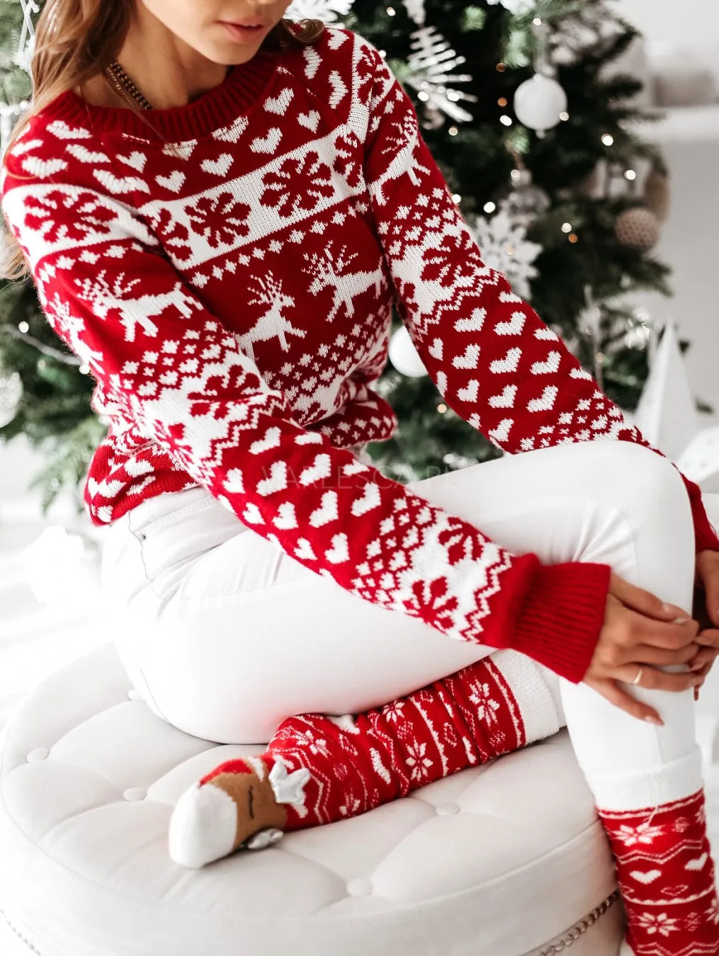 Valenzora - Ugly Christmas Sweater - Classic Snowflake Motif