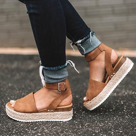Valenzora | Smart Height Stylish Sandals