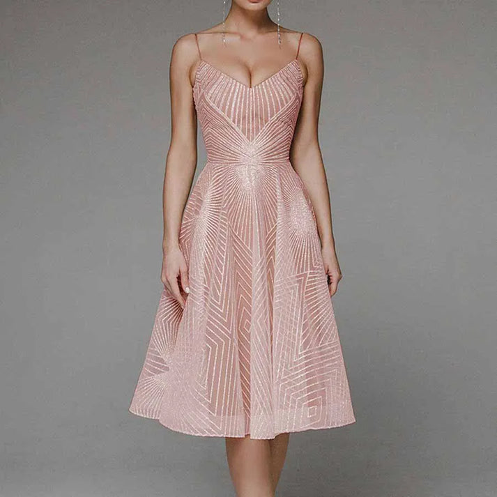 Ein Kleid voller Eleganz und Anmut.