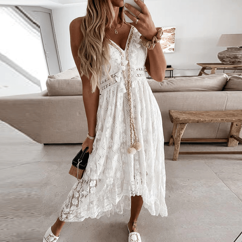 Valenzora | Dress - Jasmine lace dress for a refined look