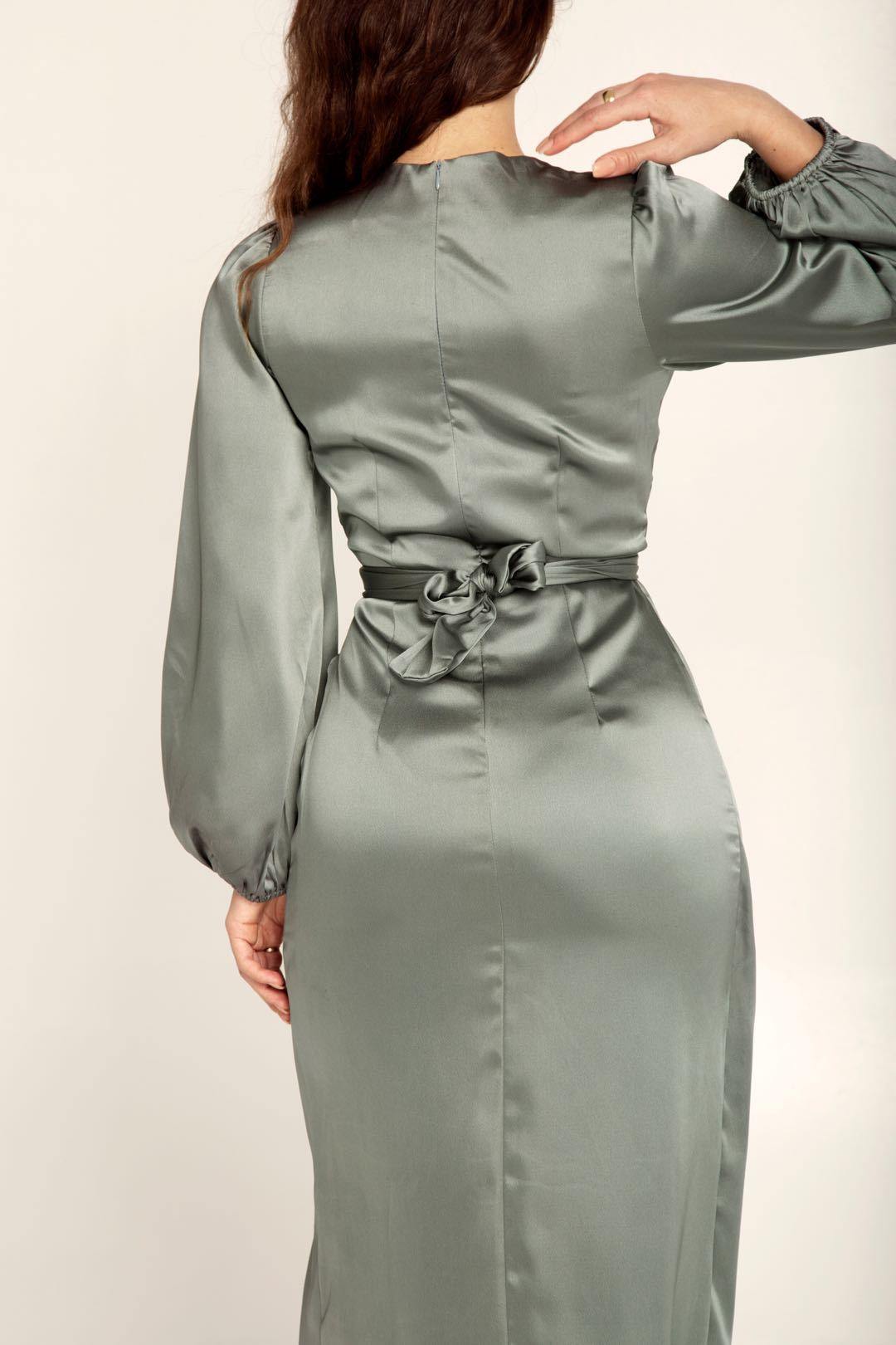 Valenzora | Soft, elegant dress