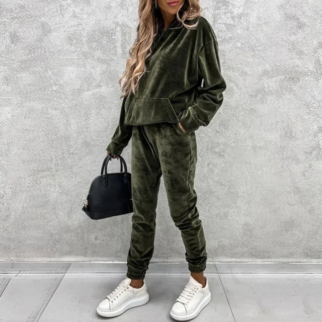 Valenzora | Luxury Velvet Jumper and Jogging Pants Set