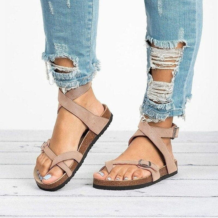 Valenzora | Comfortable sandals with straps
